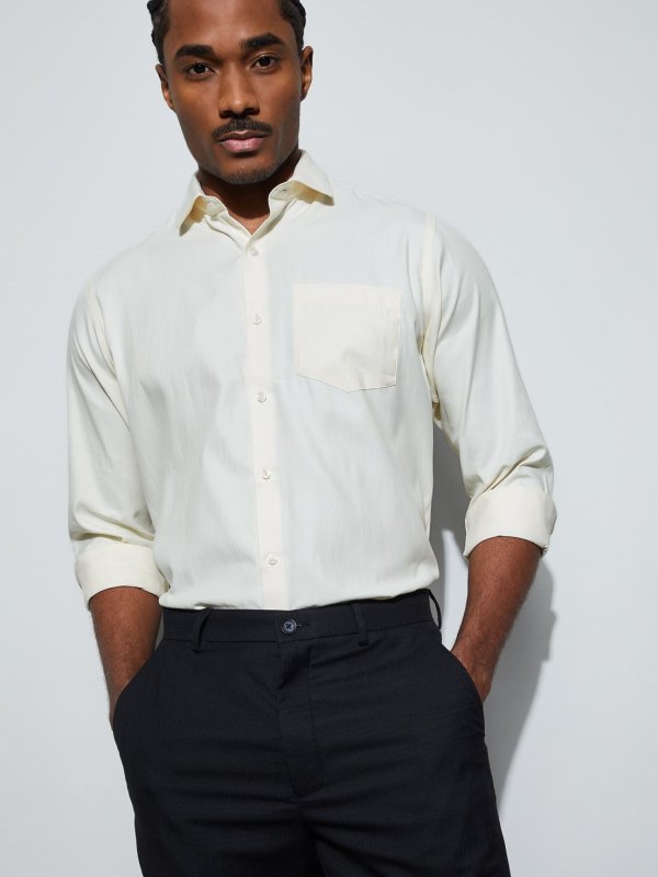 Beige Solid Regular Fit Formal Shirt