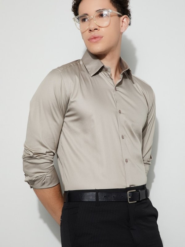 Brown Solid Slim Fit Formal Shirt