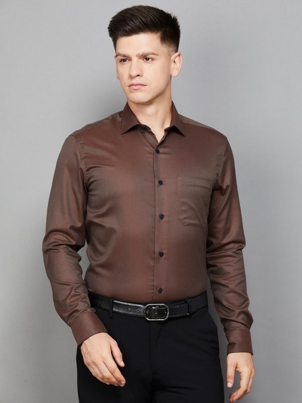 Brown Solid Classic Fit Formal Shirt