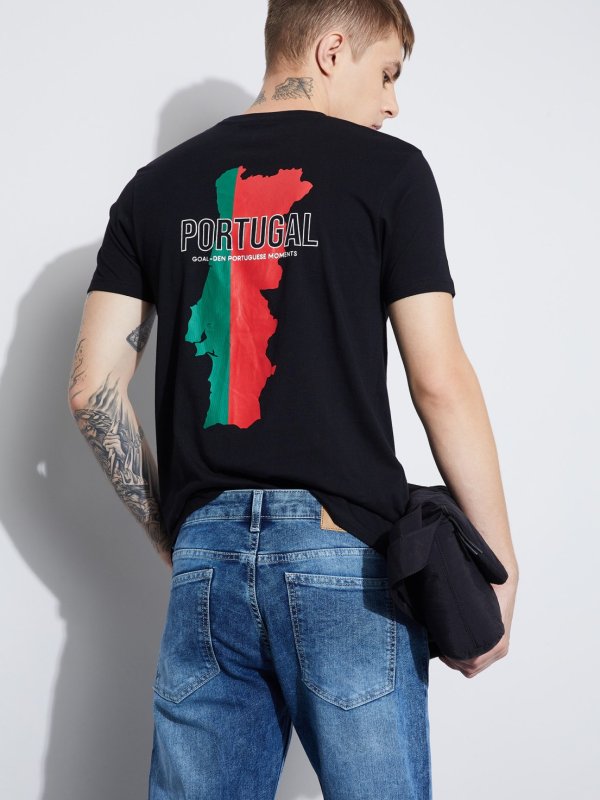 Black Graphic Print T-shirt
