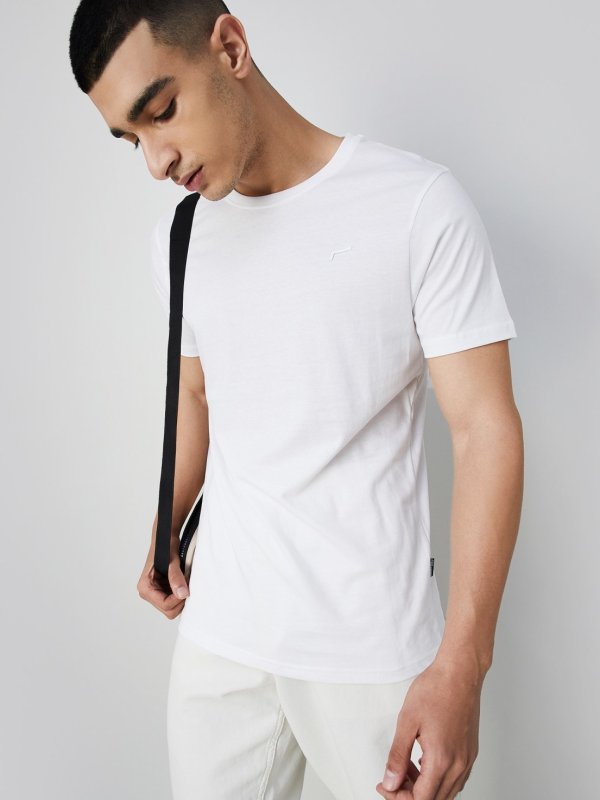 White Solid Regular Fit Crew Neck T-shirt